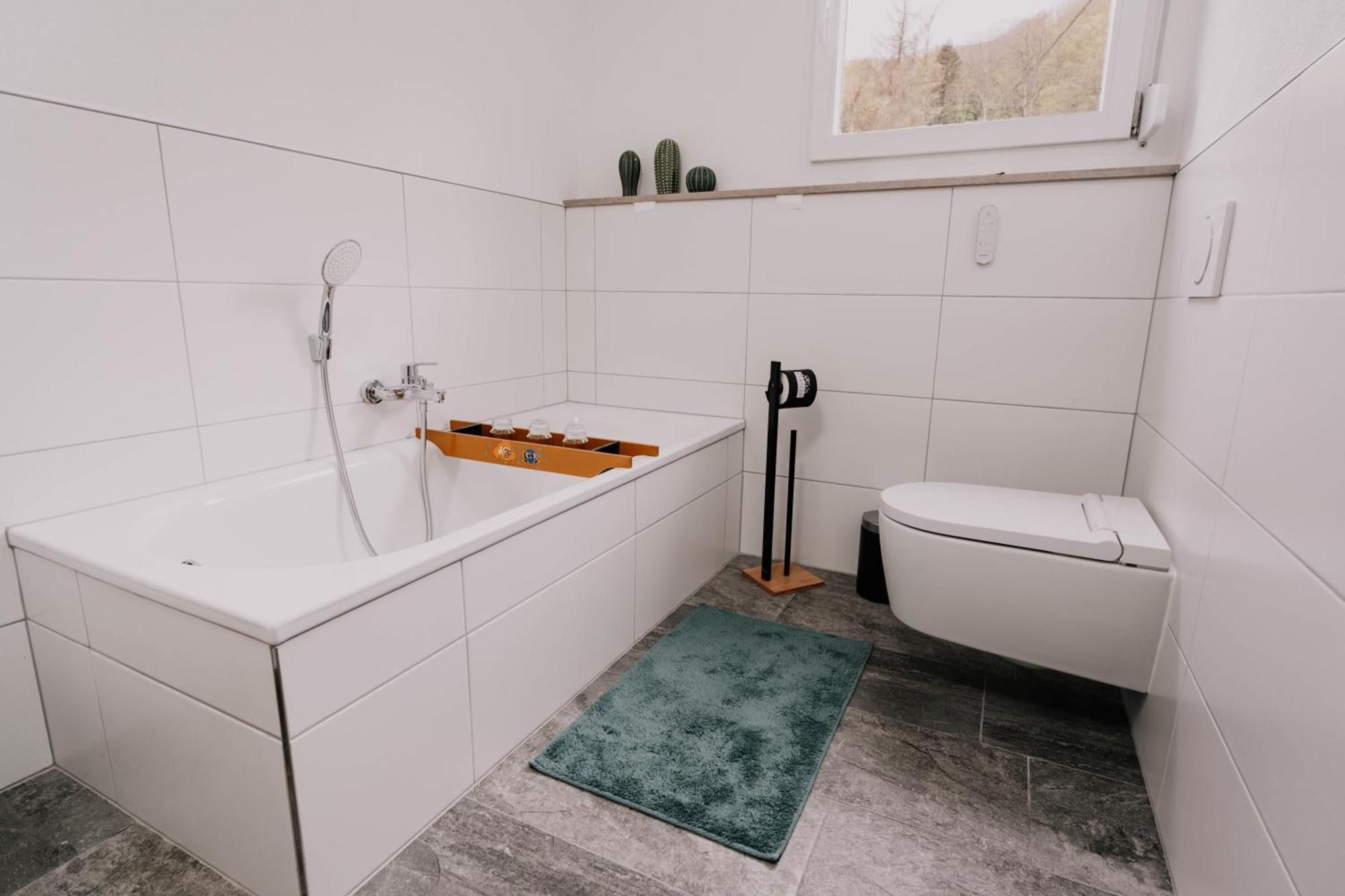 Metterich Grosszuegiges, Stylisches Apartment I 8 Personen I Eifel I Naturliebhaber I מראה חיצוני תמונה